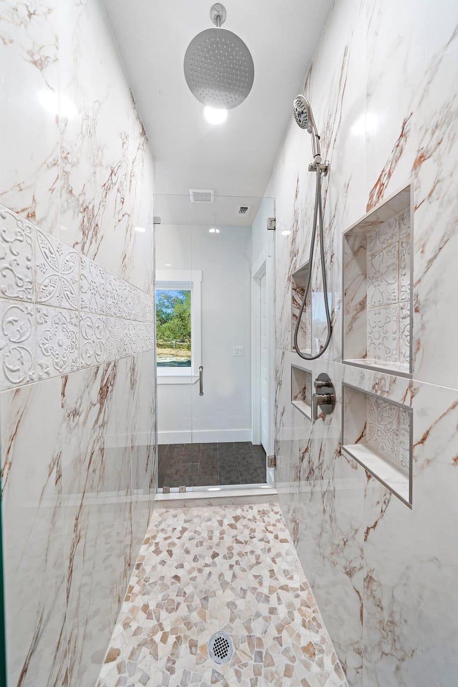 Texas barndominium by Kristina Richie - Bathroom