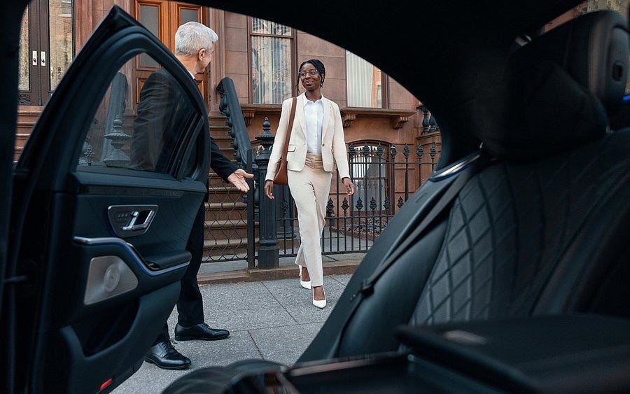 Affordable Luxury: Discover Platinum Airport Transfer Services in Lond