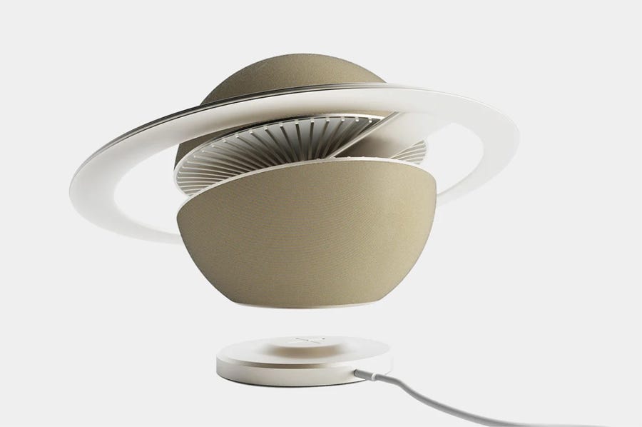 Saturn-inspired Bluetooth speaker