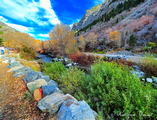 Trail going to the Bridal Veil Falls in Provo Utah showing the lakes and mountains surrounding the falls. Image captured by Katerina Gasset, owner and author of the Utah Valley Real Estate for Sale website