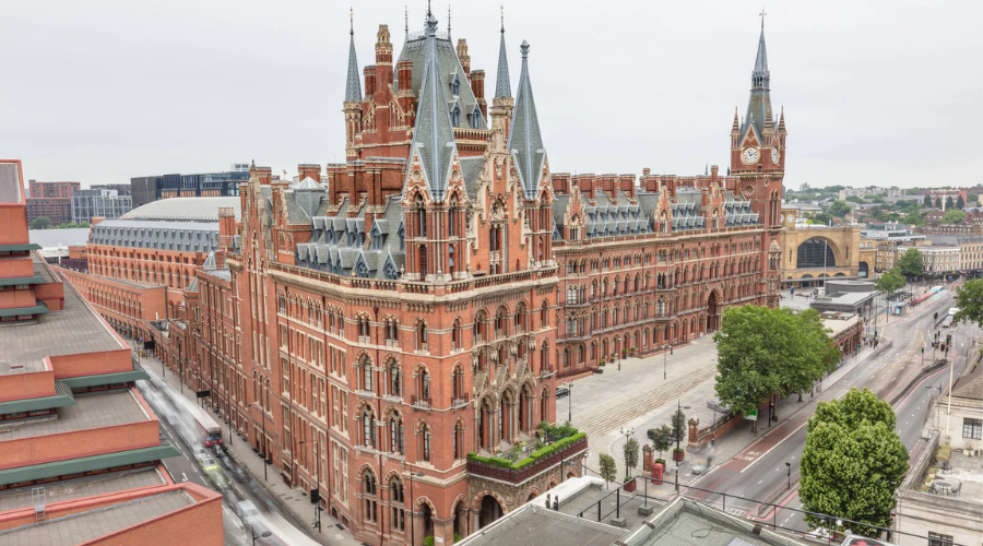 8 Best Hotels Near St. Pancras to Book for an Amazing View