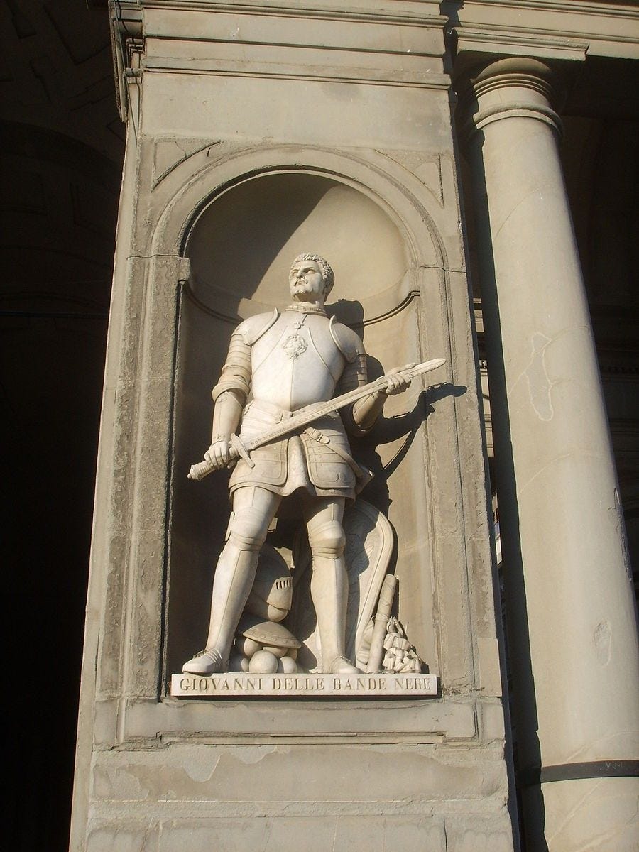 “Não me desembainhe sem razão. Não me empunhe sem coragem.”
 Da estátua de Giovanni Delle Bande Nere, na Galeria Uffizi, em Florença.