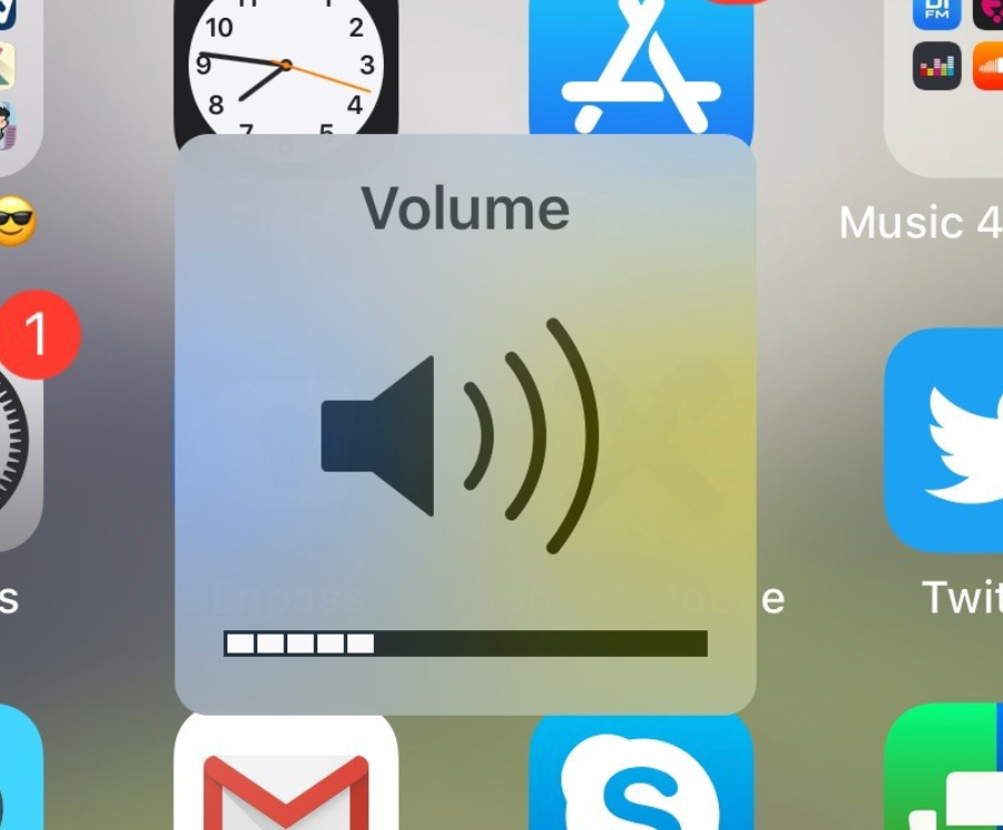 A screenshot of the old iPhone volume HUD