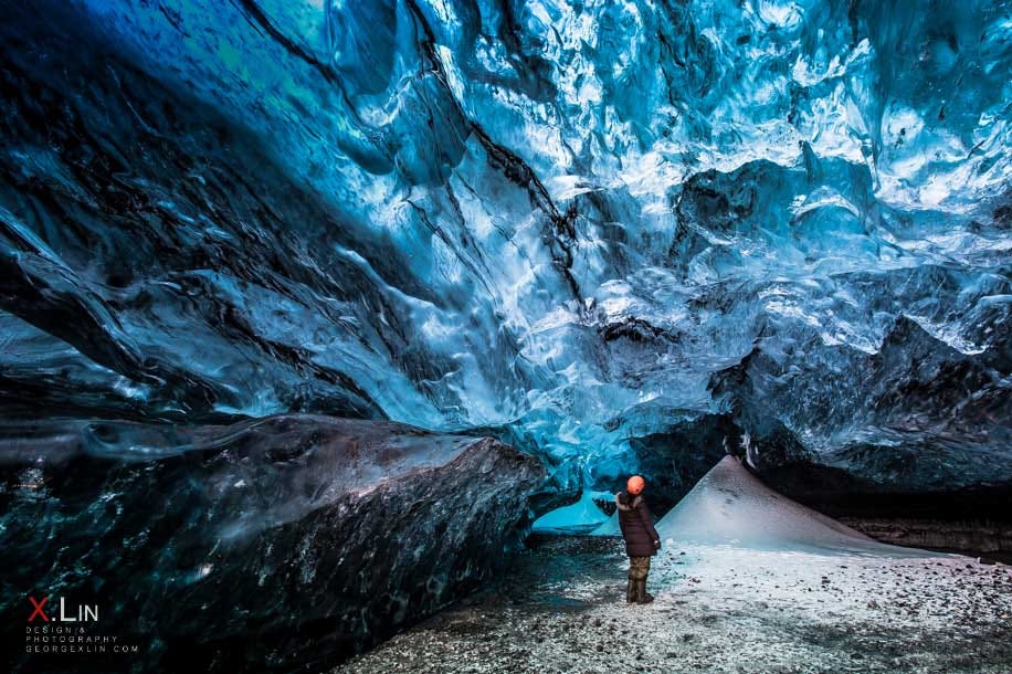 Crystal Cave, Vatnajokull Glacier, Vatnajokull National Park, Iceland, 15 f10 Iso 50 @ 17mm