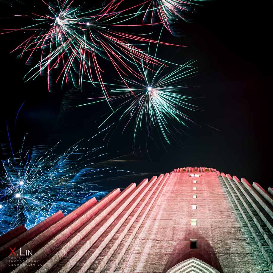 New Years Fireworks, Hallgrimskirkja, Reykjavik, 30 f8 Iso 50 @ 19mm
