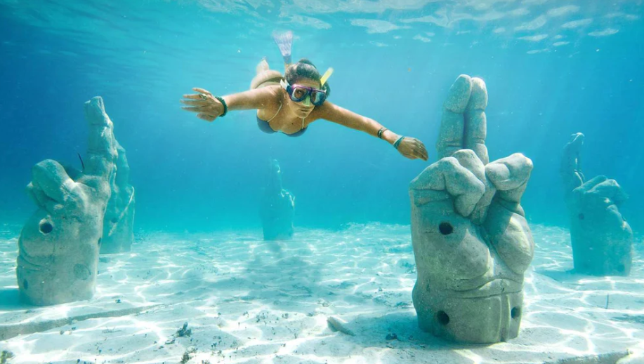 Insane things to do in Cancun