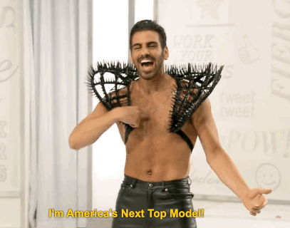 Nyle cheerfully signs: "I'm America's next top model!" He won the Cycle 22 in 2015.