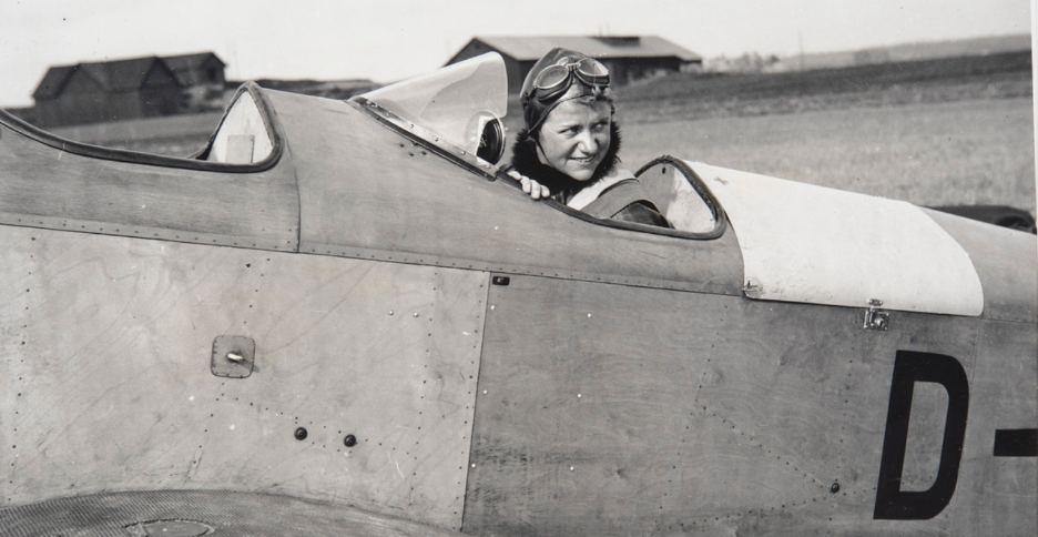 Hanna Reitsch: A woman Pilot who soared high and plunged low.