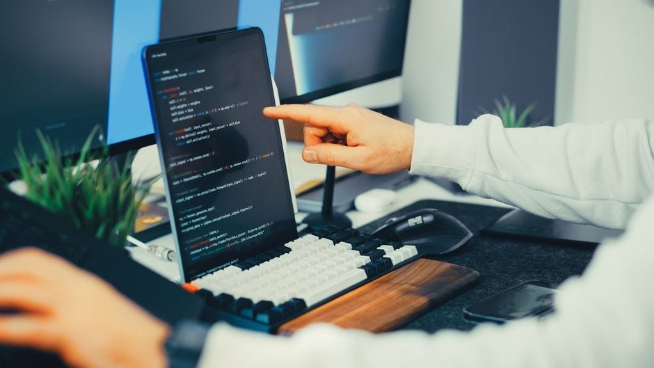 What Hiring Managers Actually Think When They See Your Data Science GitHub in 2026