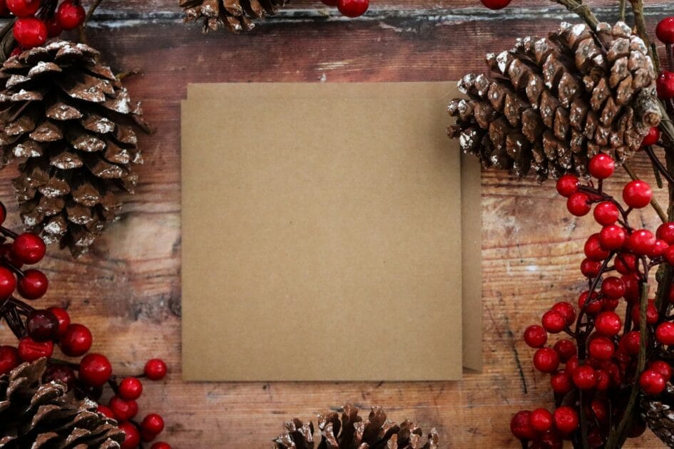 Here’s What to Write in Your Christmas Cards This Year