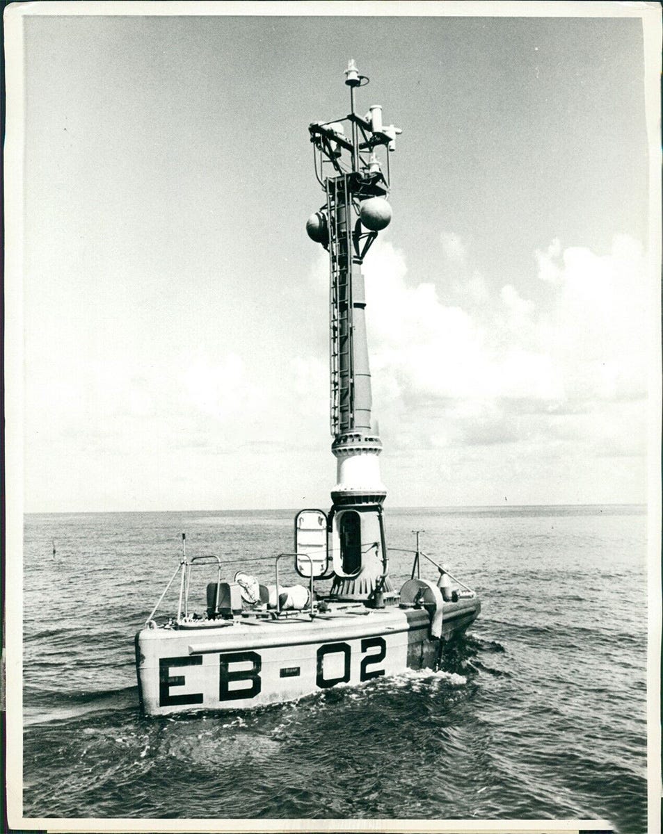 A 1974 Automatic Weather Watching Buoy for NOAA by Lockheed Technology