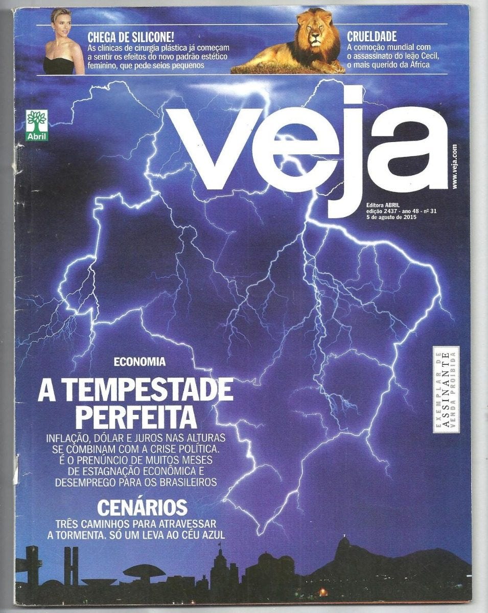 Capa de revista Veja de 2015 utilizando o termo "A Tempestade Perfeita".