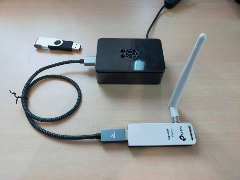 Final setup of Raspberry Pi and TP link network adapter