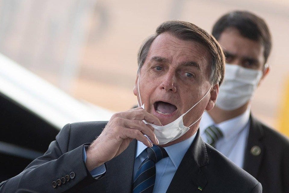 Jair Bolsonaro diz que máscara não protege contra Covid-19. “É ficção e faz mal” / Imagem: Metrópoles