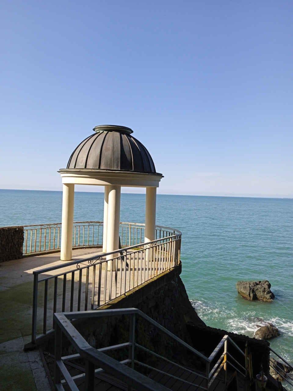 The impressive rotunda perfectly blends into the rocky coast of the Black Sea at the Castello Mare Hotel & Wellness Resort near Kobuleti