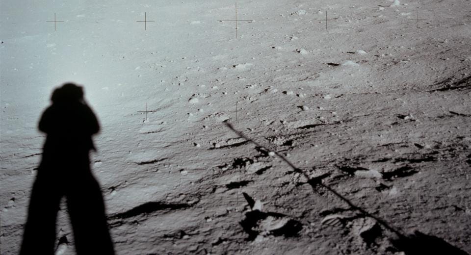 Moon landing conspiracy theories debunked