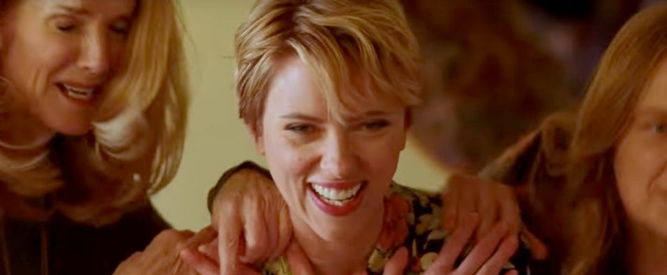 Scarlett Johansson 在《婚姻故事》 marriage story 中的短髮造型