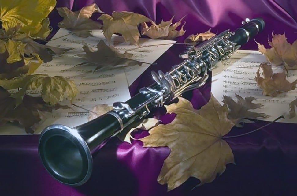 clarinet with leaves and music note