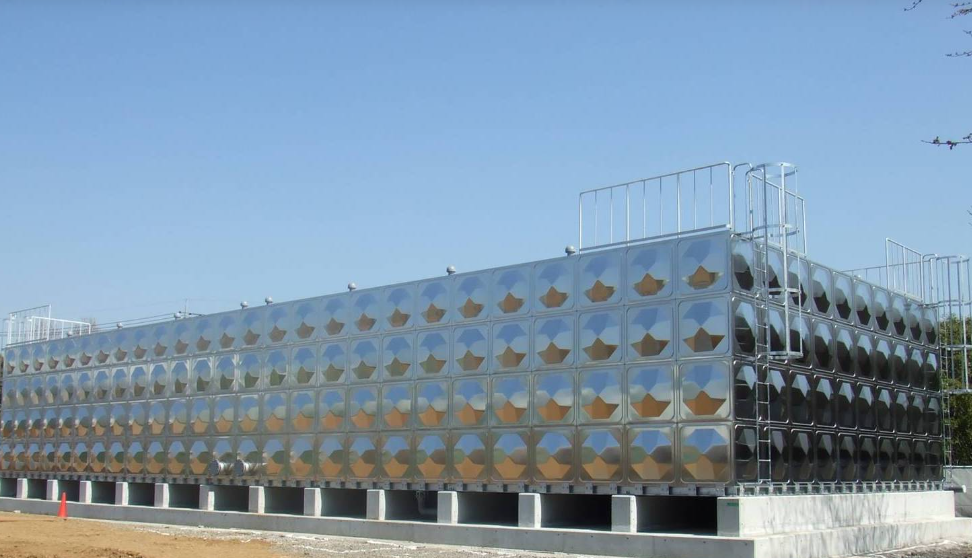 The banner image of the blog on the topic Stainless Steel Panel, Concrete, or Bolted FRP Tank: Which one to Choose?