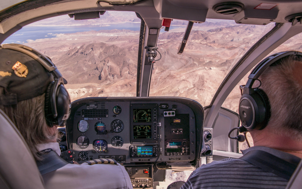 Charting Your Course to Becoming a Commercial Pilot