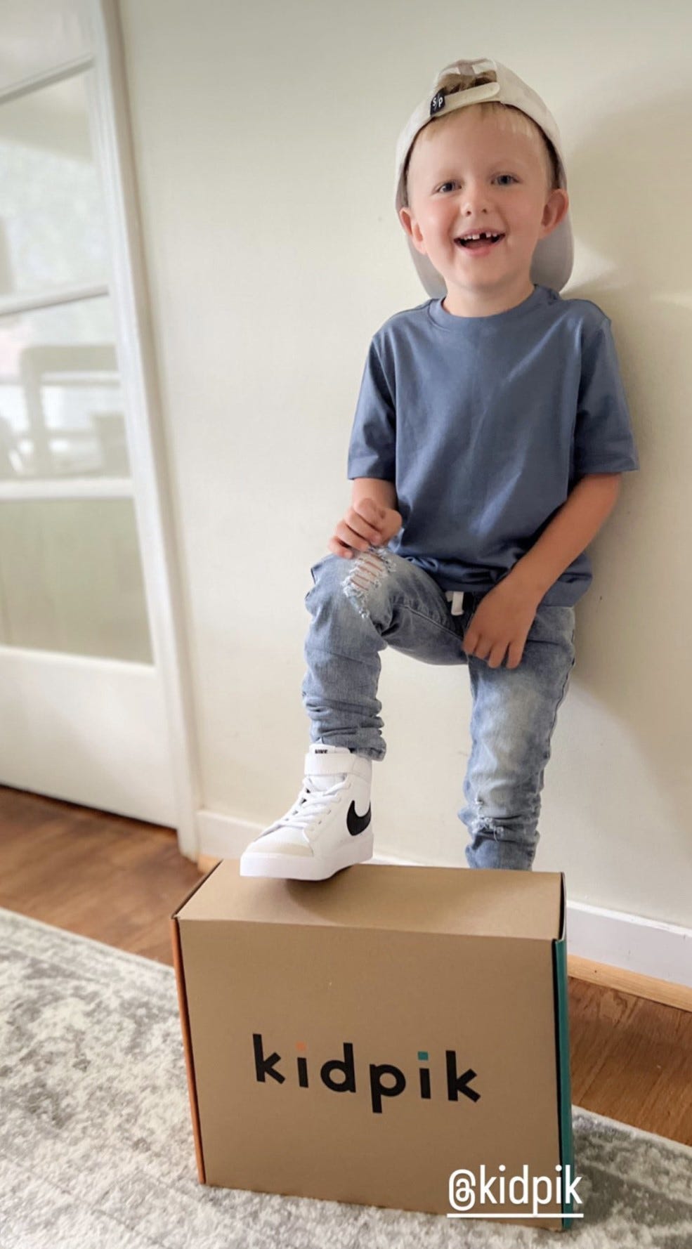 Comfy and trending outfits for boys, with customized service