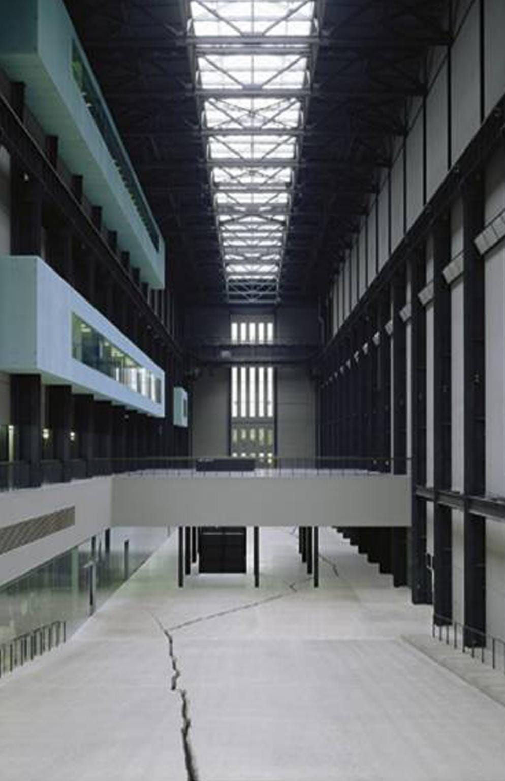 “Shibboleth” (2007) — Doris Salcedo An irregular 167-meter crack runs through the cement floor of Turbine Hall at Tate Modern, London, revealing a matrix of metal and concrete, and was subsequently sealed, leaving a permanent scar.