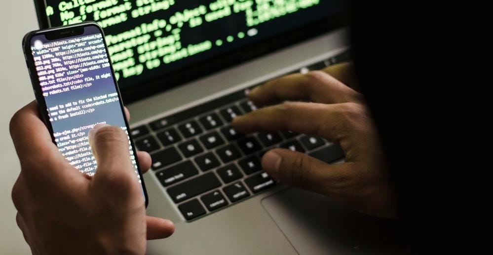SS7 — How Your Phone Can Be Hacked With an Unanswered WhatsApp Call