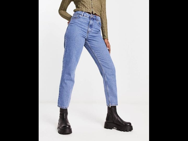 new-look-mom-jeans-in-stonewash-blue-1