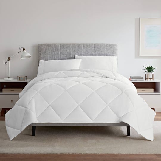 serta-air-dry-down-alternative-year-round-comforter-white-king-1