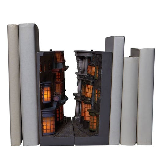 harry-potter-diagon-alley-light-up-bookend-1