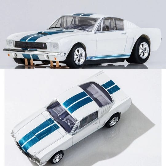 afx-racing-1965-shelby-mustang-gt350-white-blue-ho-slot-car-set-22068-1