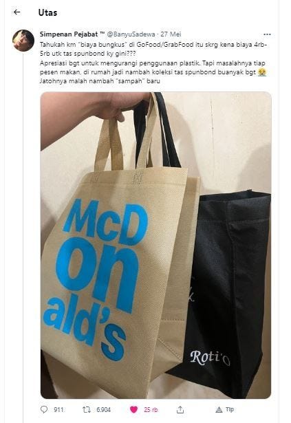 Indonesian Twitter user complained about tote bag issue