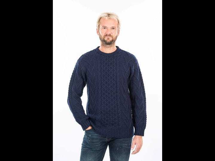 mens-merino-wool-aran-sweater-navy-medium-saol-1