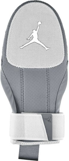 jordan-fly-sliding-mitt-mens-white-cool-gry-met-silver-1