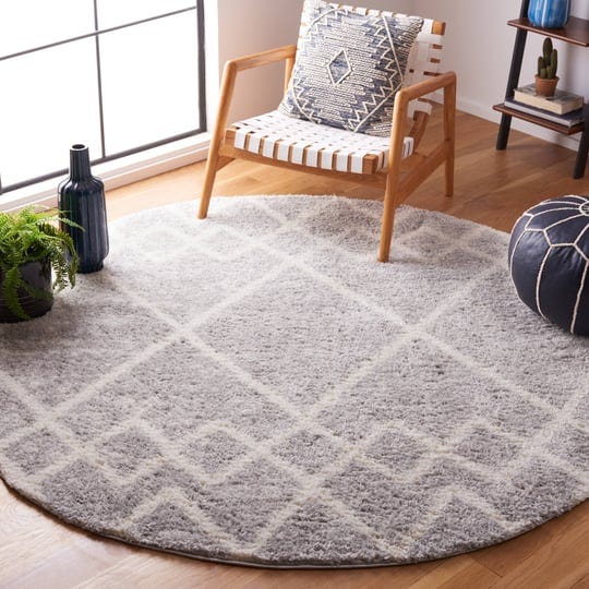 safavieh-berber-shag-lidija-trellis-area-rug-ivory-grey-7-x-7-round-1