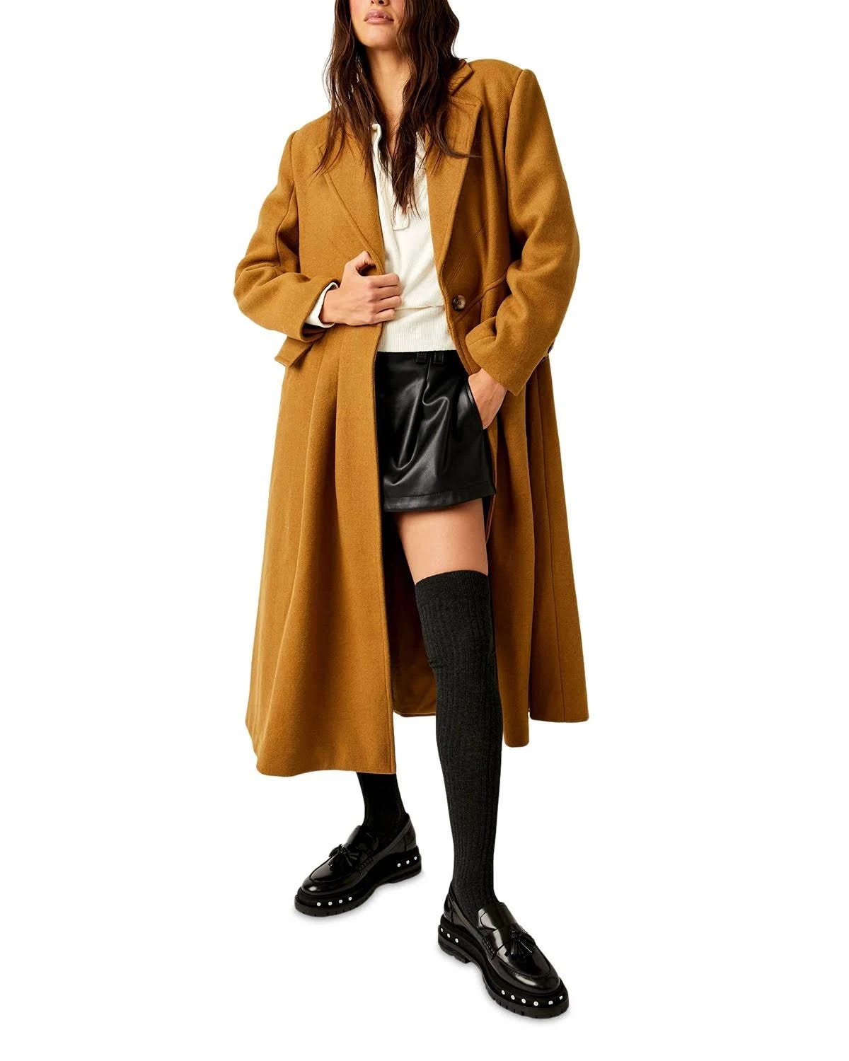 Stylish Women's Beige Peacoat with Contrast Buttons | Image