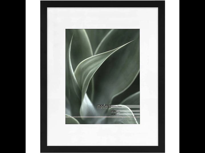 framatic-modern-16x20-frame-black-with-11x14-mat-1