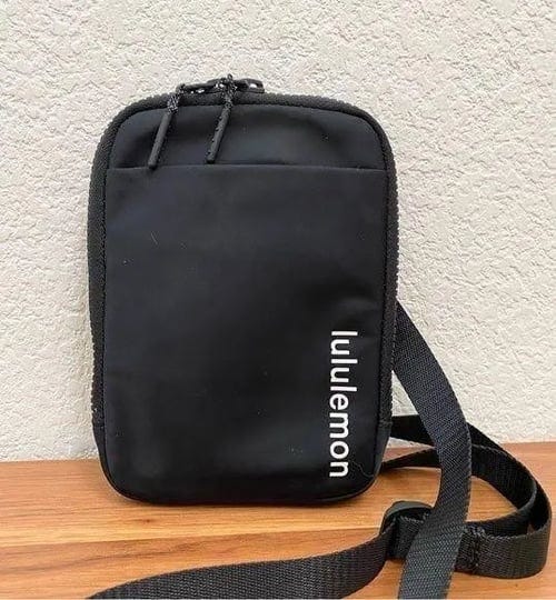 lululemon-crossbody-bags-lululemon-athletica-black-easy-access-crossbody-bag-color-size-one-size-1