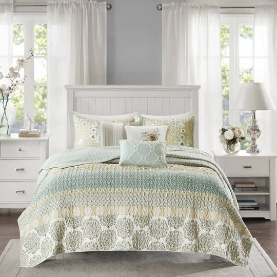 madison-park-willa-king-cal-king-green-6-piece-reversible-coverlet-set-1