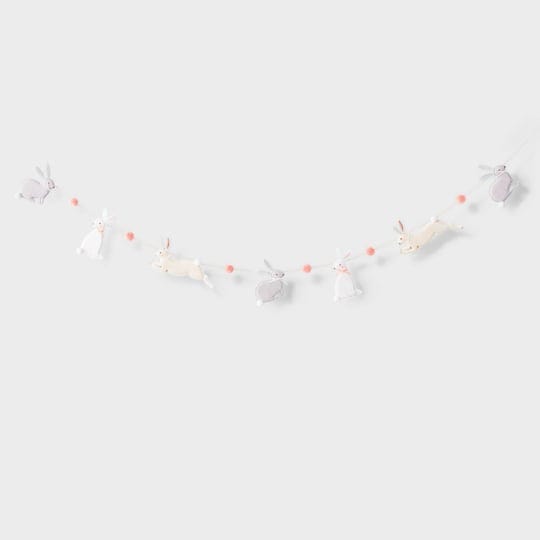 72-felt-garland-easter-bunny-spritz-1