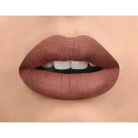 nude-pinky-liquid-lipstick-beige-1