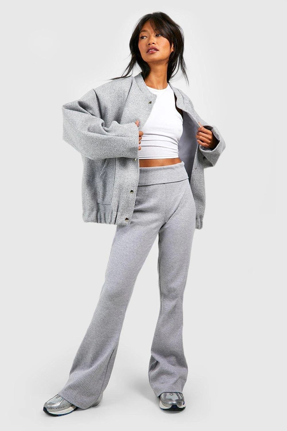 Grey Flares: Versatile and Feminine Flared Pants for All Body Shapes | Image