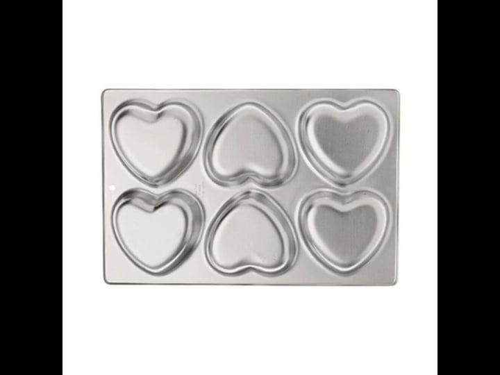 wilton-6-cavity-mini-heart-pan-1