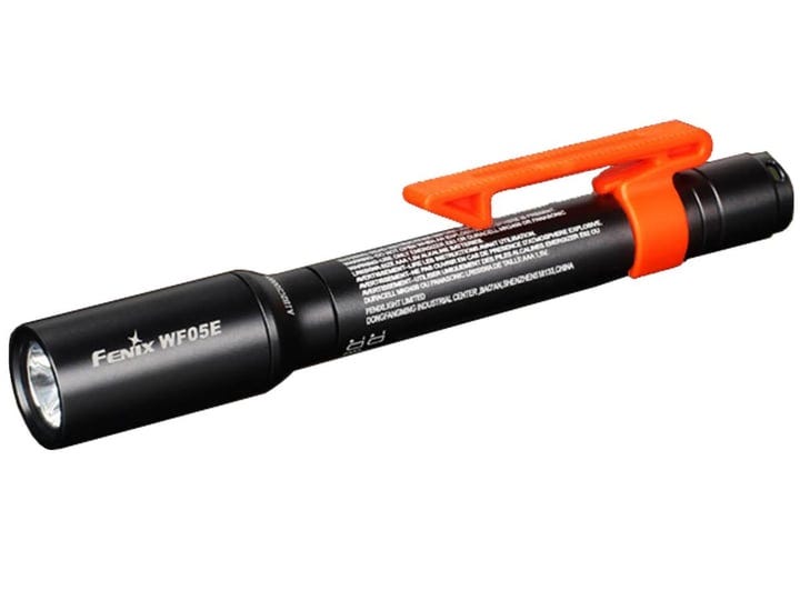 fenix-wf05e-intrinsically-safe-flashlight-1