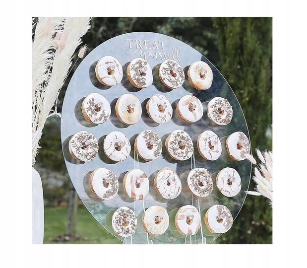 ginger-ray-clear-acrylic-circular-wedding-donut-wall-1