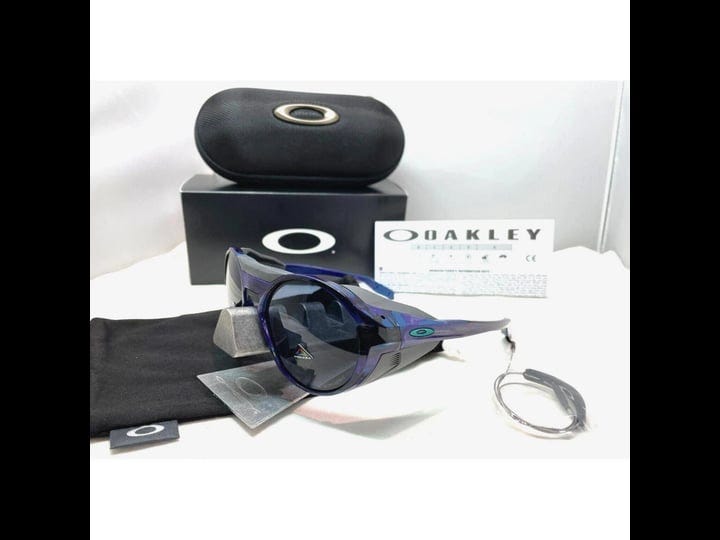 oakley-clifden-shift-spin-collection-w-prizm-grey-sunglasses-oo9440-19-rare-1