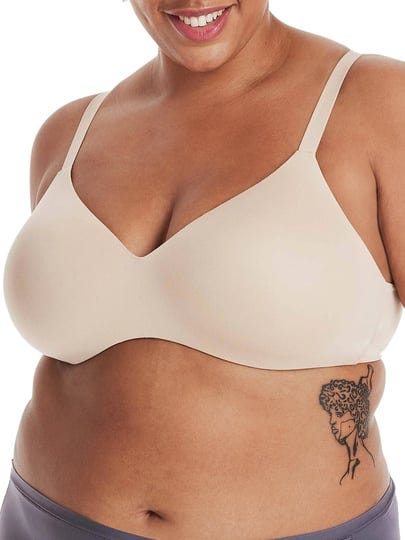 hanes-womens-concealing-petals-wireless-bra-with-convertible-straps-1