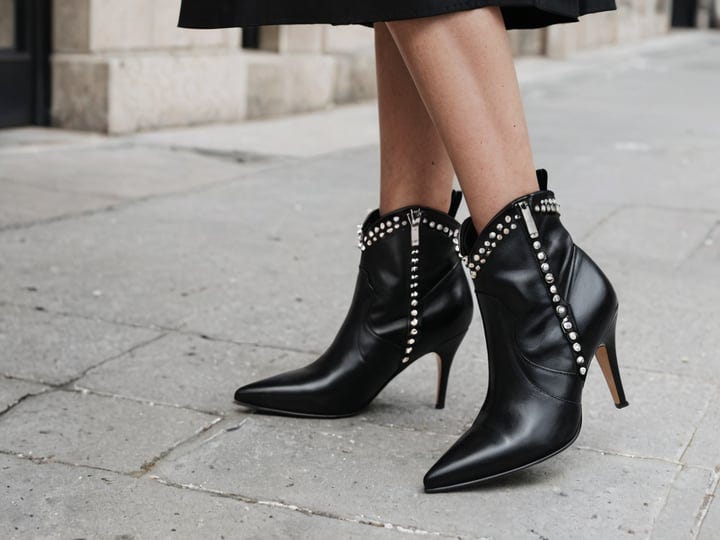 Pointed-Toe-Heeled-Boots-4