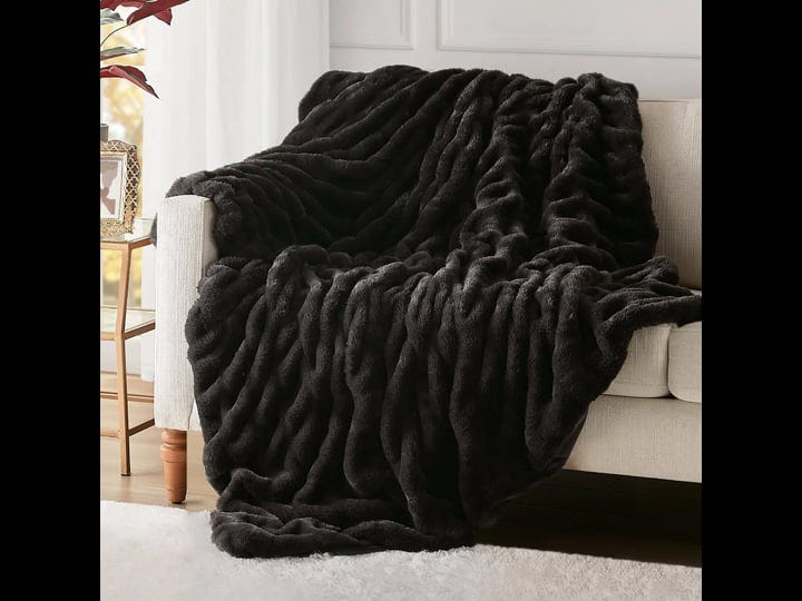 hyde-lane-luxury-ruched-faux-fur-throw-blanket-ultra-soft-cozy-puzzy-throw-plush-black-mink-blankets-1