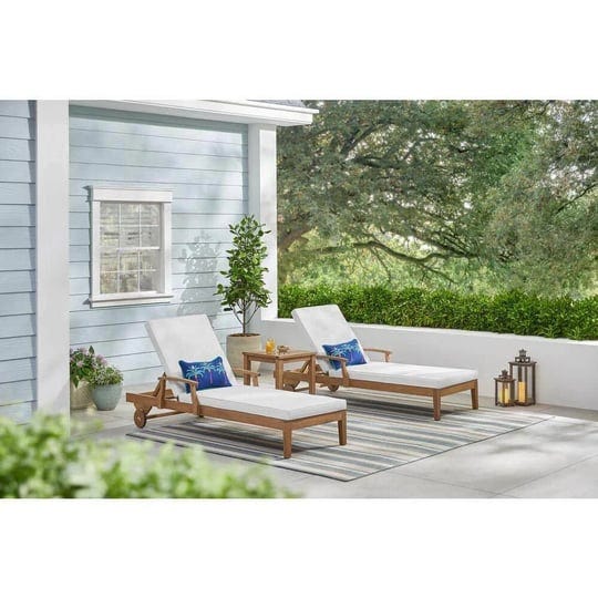 woodford-eucalyptus-wood-outdoor-chaise-lounge-with-bright-white-cushi-1
